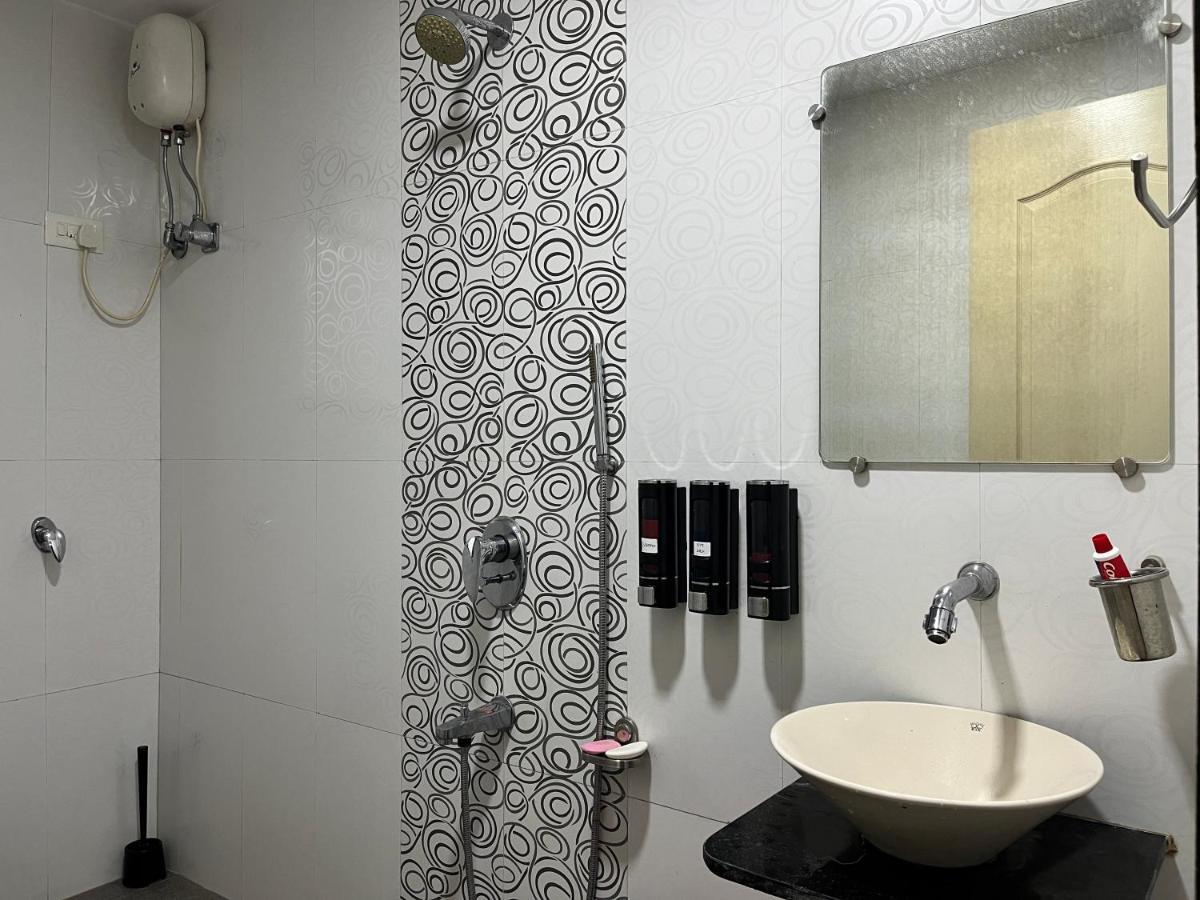 Tranquil : 3Bhk Spacious Villa In Gold Valley 로나발라 외부 사진